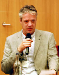 Fouchier plans on resubmitting his paper to Science without an export permit