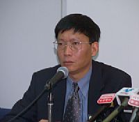 China hiding avian influenza cases: expert